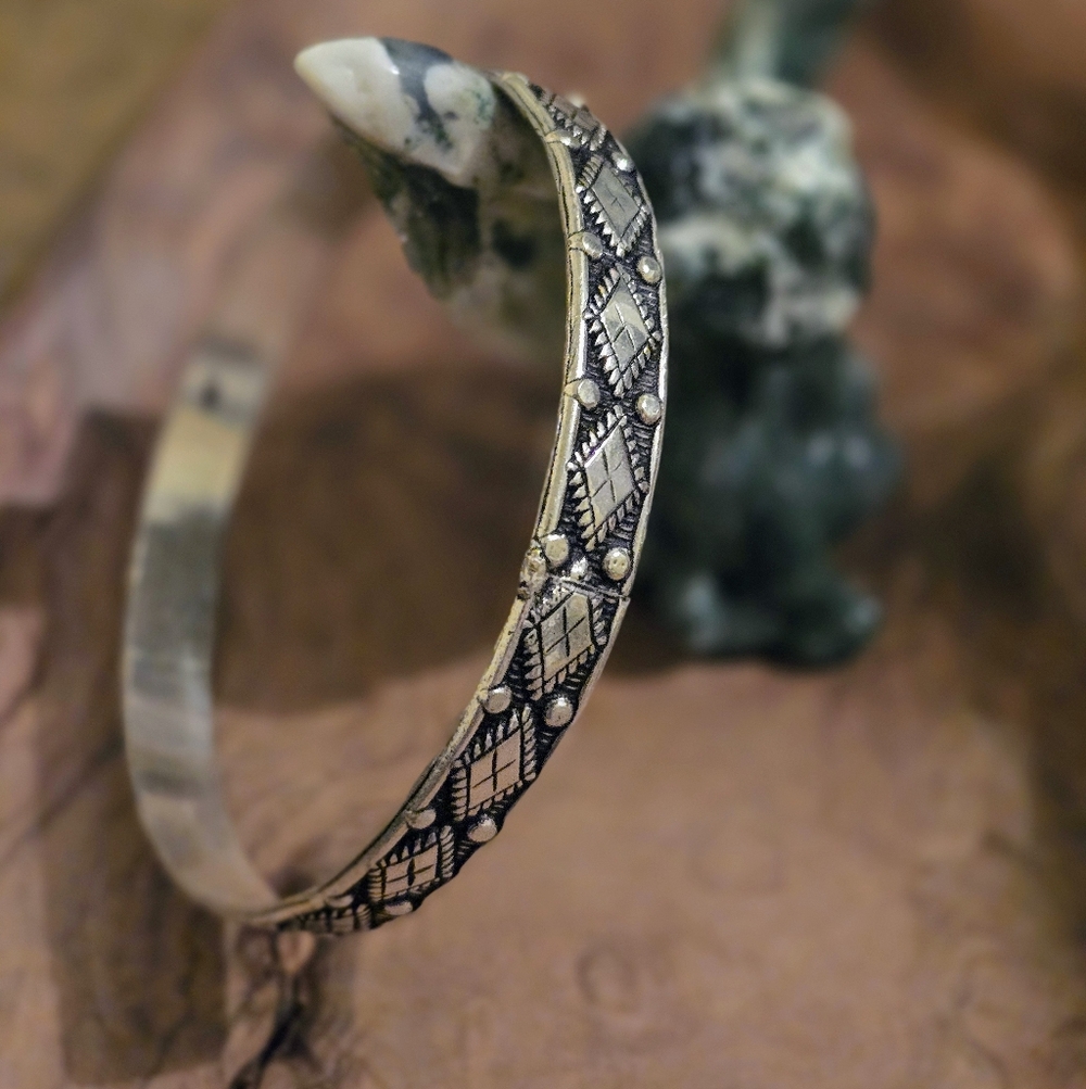 Sterling Silver Boho Chic Diamond Pattern Bangle - image 1